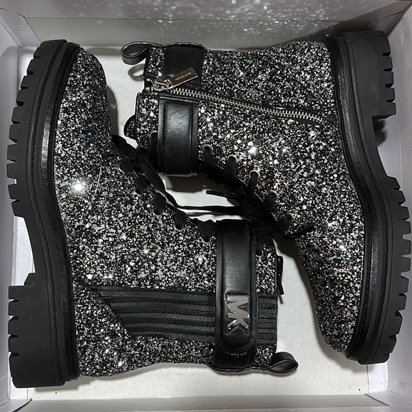 🔥🔥🔥NEW Michael Kors Stark Glitter Lace Up Combat Boots - Picture 1 of 8